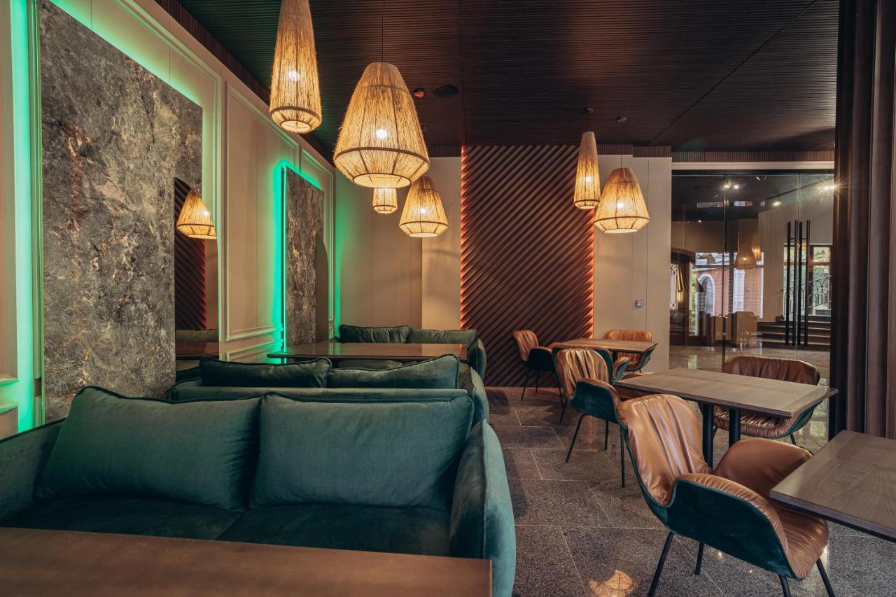 Park Hotel Bristol Uzjhorod Eksteriør billede
