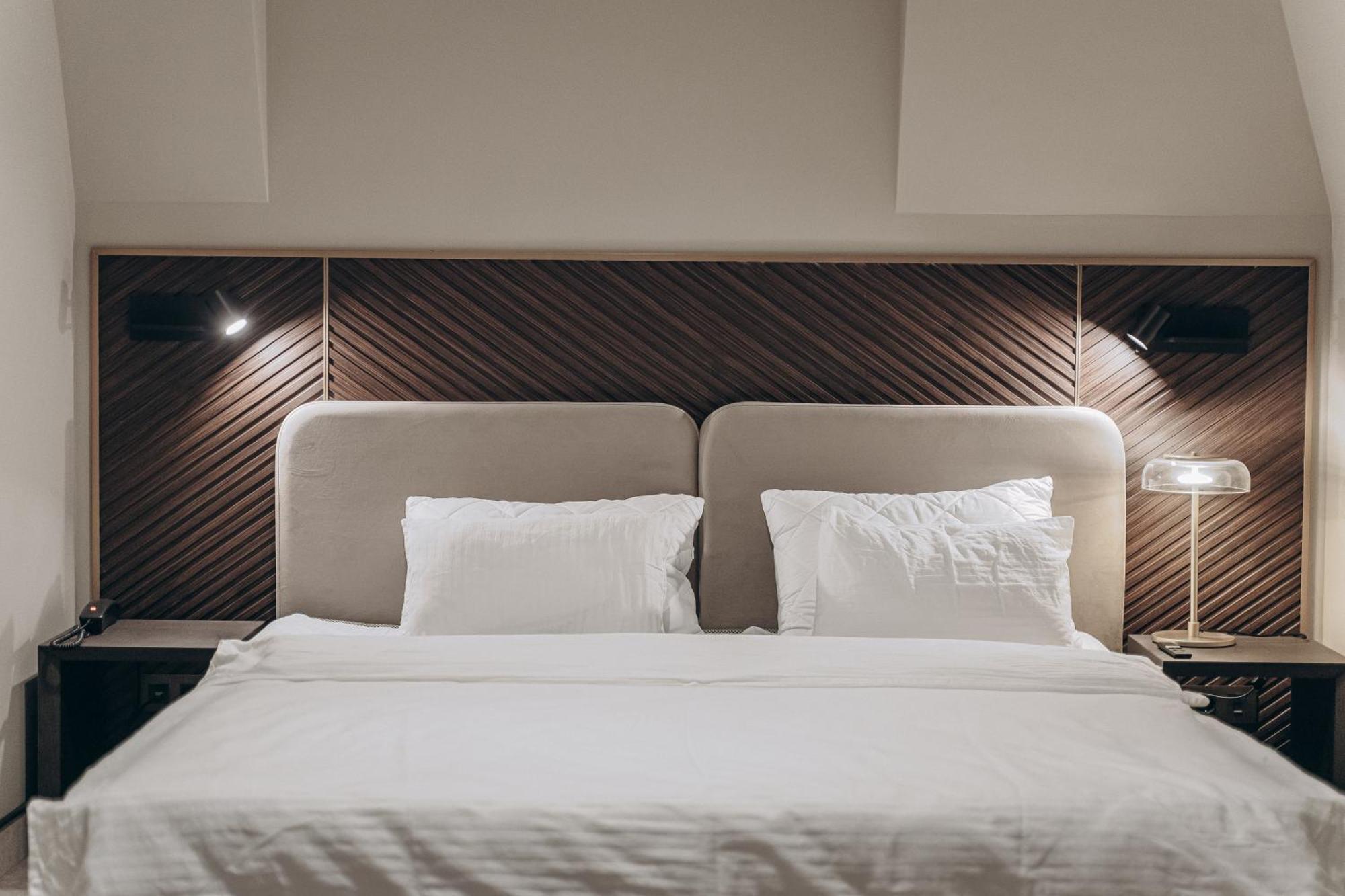 Park Hotel Bristol Uzjhorod Eksteriør billede