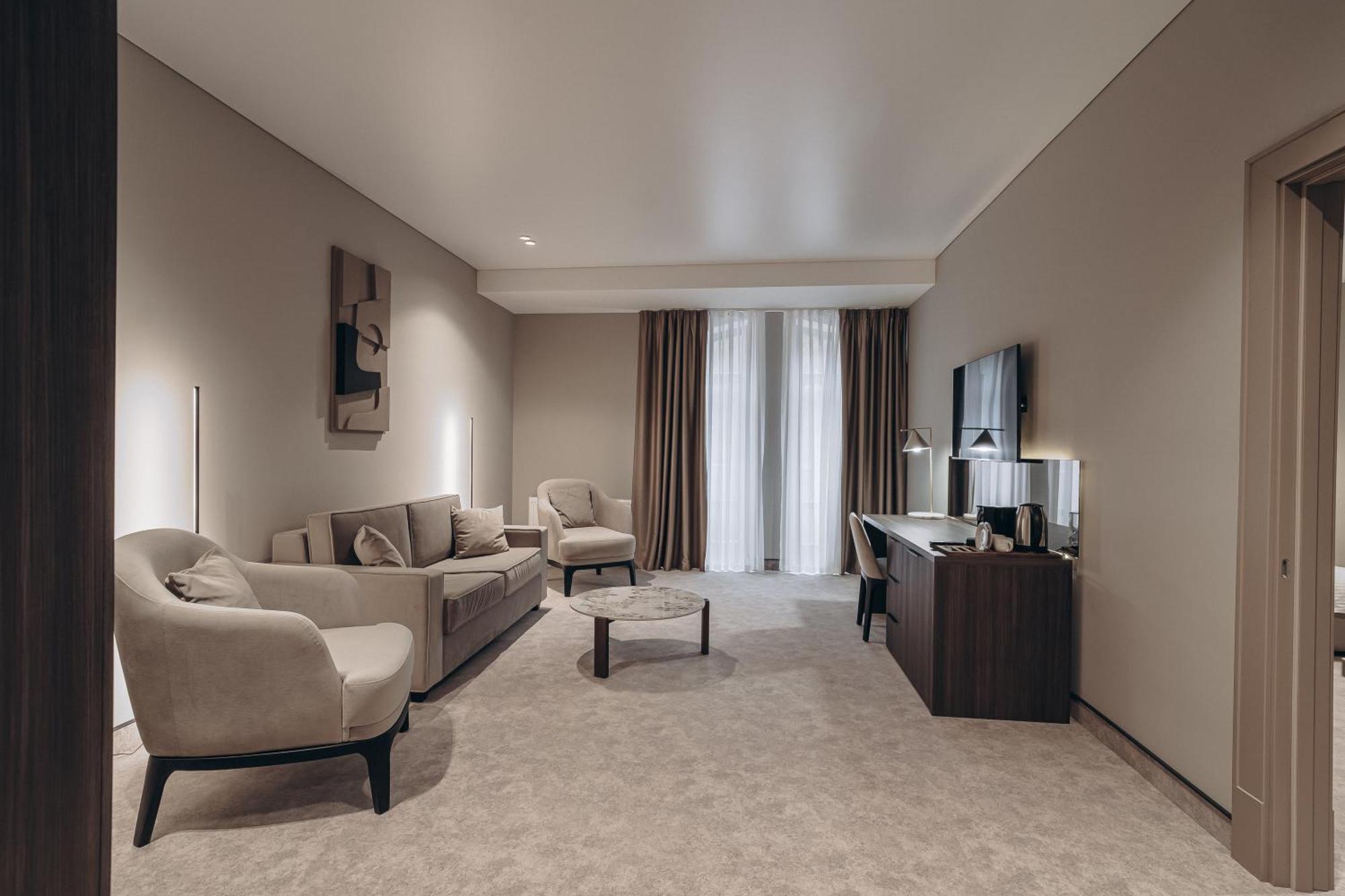 Park Hotel Bristol Uzjhorod Eksteriør billede