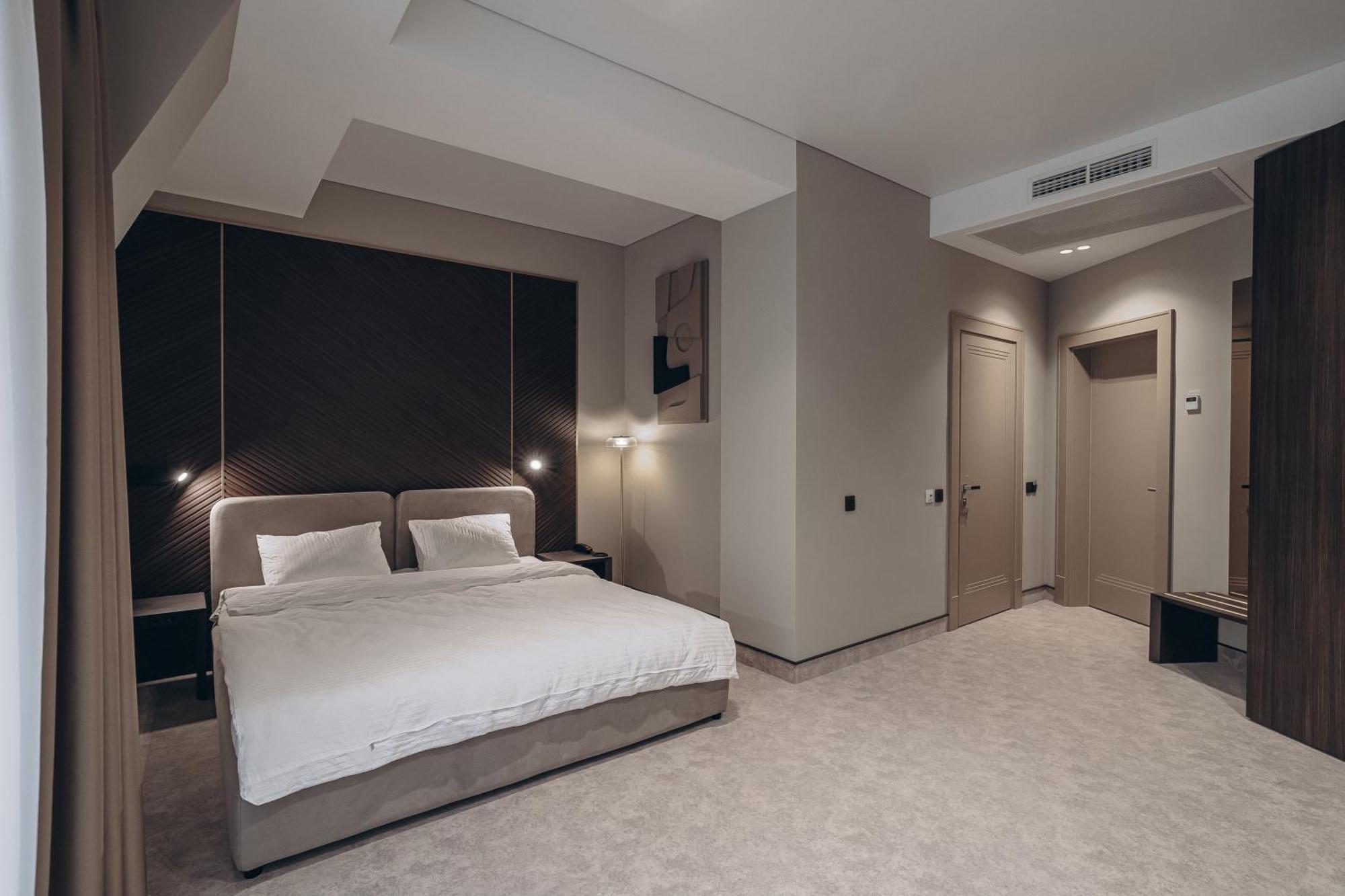 Park Hotel Bristol Uzjhorod Eksteriør billede