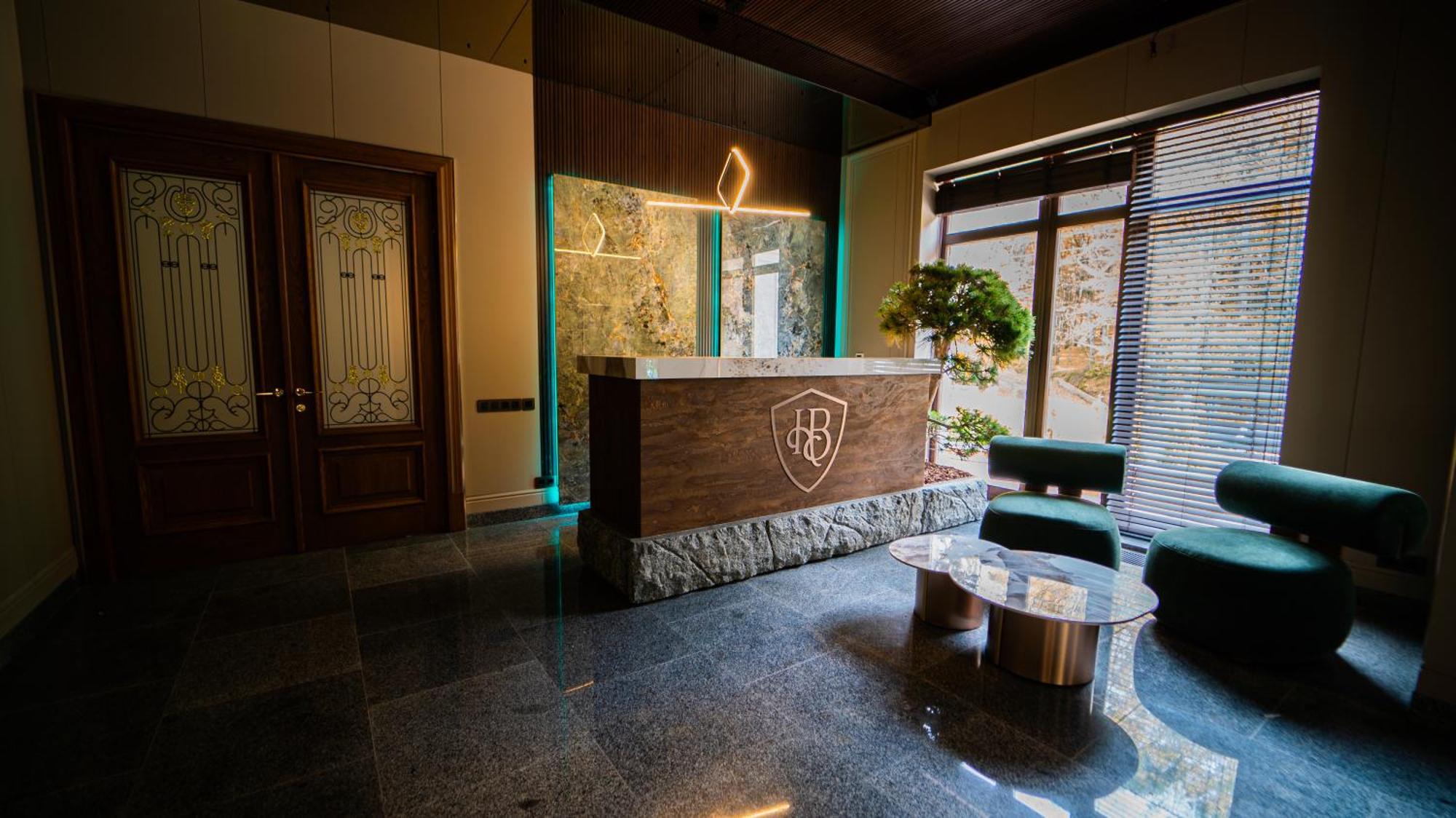 Park Hotel Bristol Uzjhorod Eksteriør billede