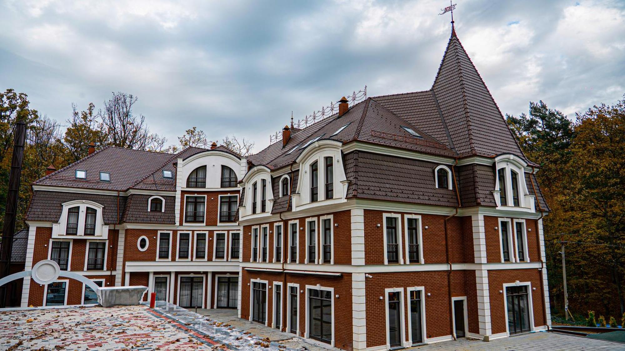 Park Hotel Bristol Uzjhorod Eksteriør billede