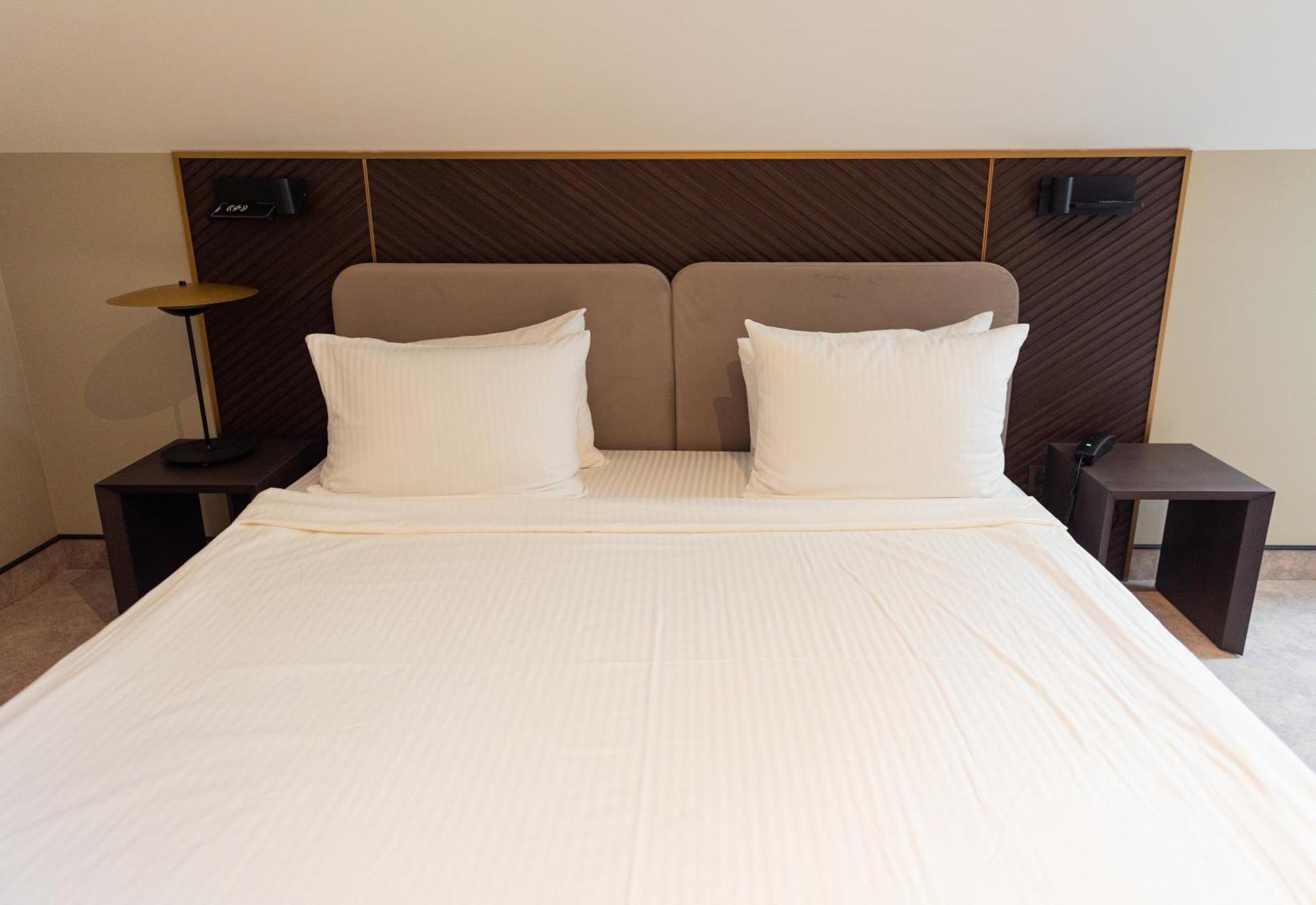 Park Hotel Bristol Uzjhorod Værelse billede